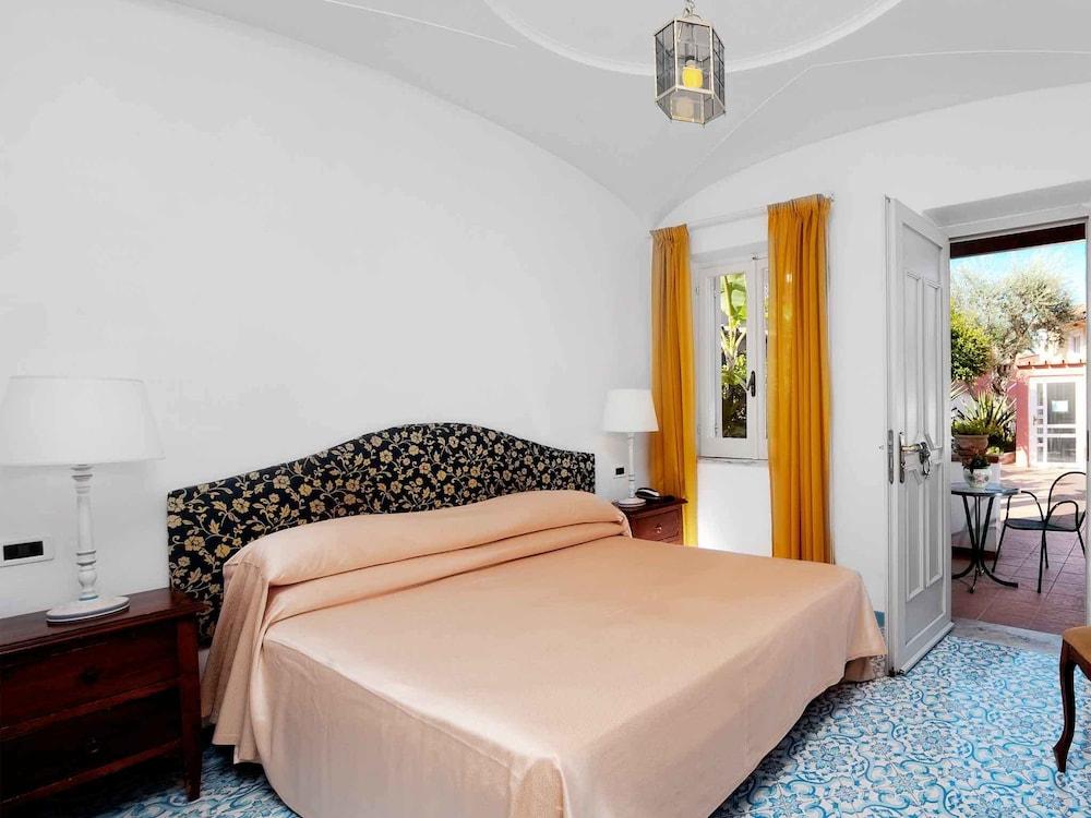 Hotel Villa Svizzera Terme Lacco Ameno  Buitenkant foto