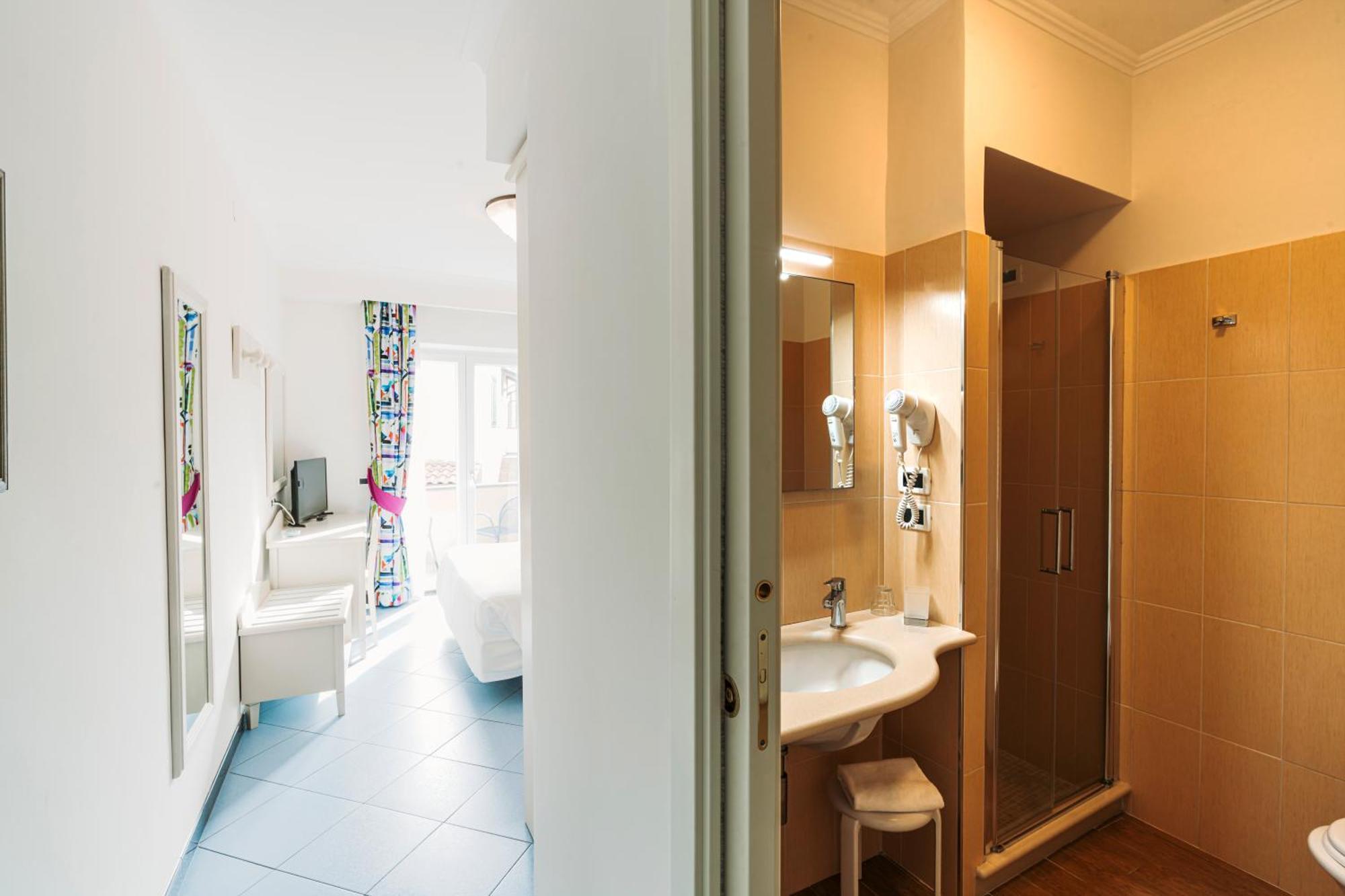 Hotel Villa Svizzera Terme Lacco Ameno  Buitenkant foto