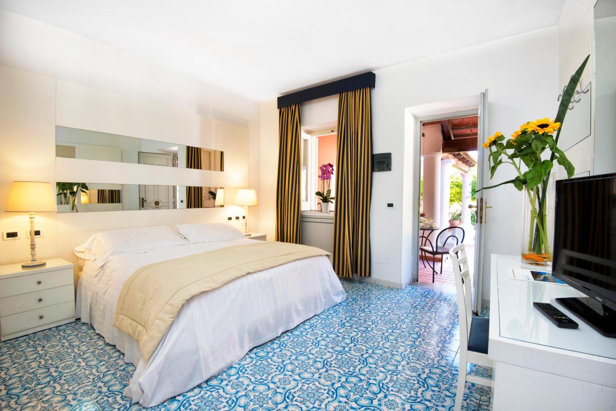Hotel Villa Svizzera Terme Lacco Ameno  Buitenkant foto